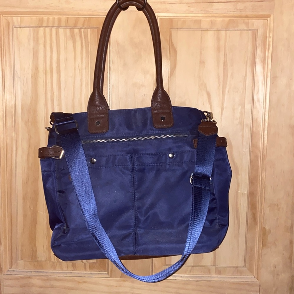 Avon Signature : many pockets :  weekender